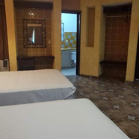 Alux Rooms Playa del Carmen Esterno foto