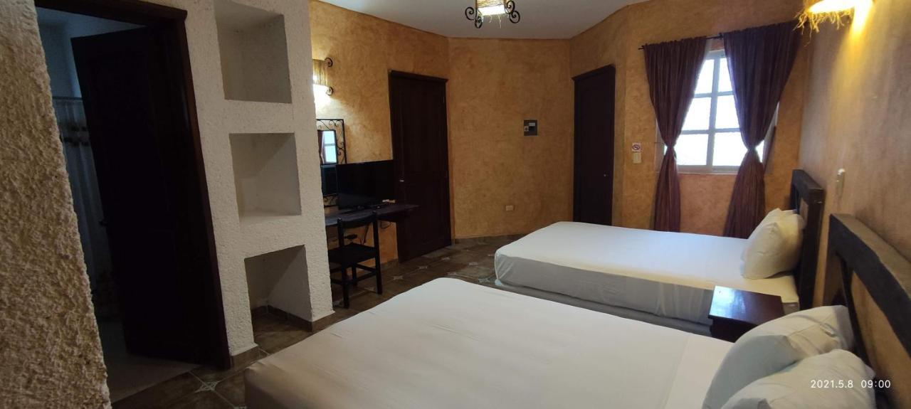 Alux Rooms Playa del Carmen Esterno foto