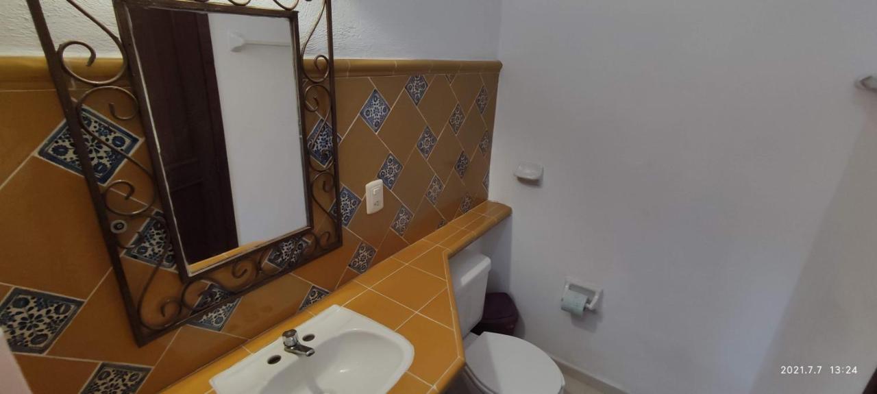 Alux Rooms Playa del Carmen Esterno foto