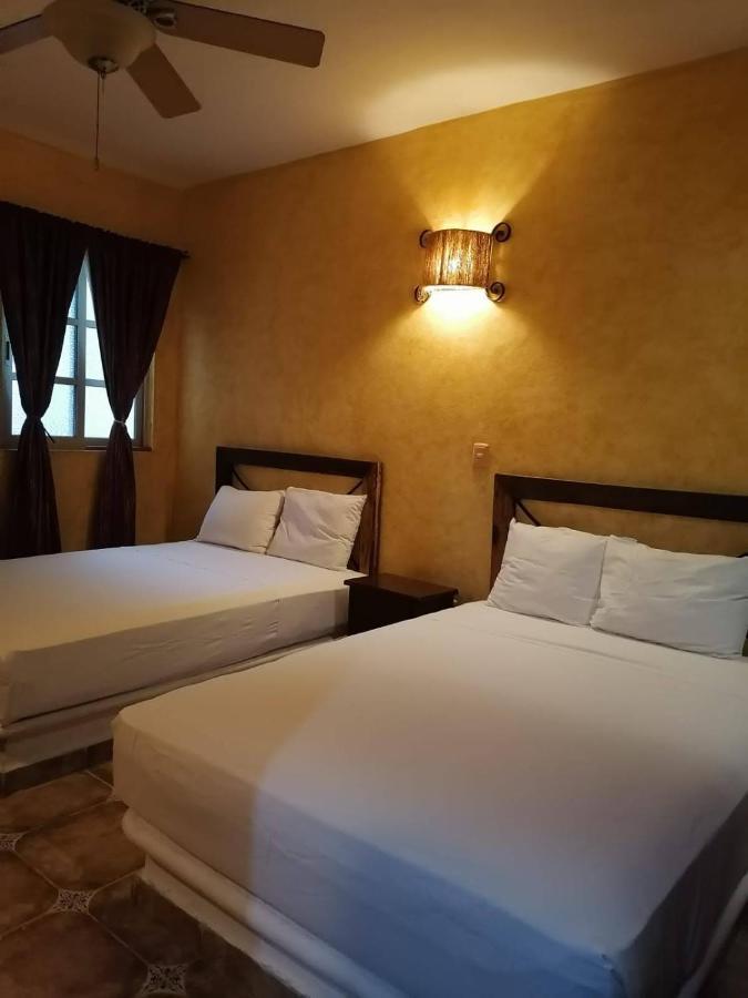 Alux Rooms Playa del Carmen Esterno foto