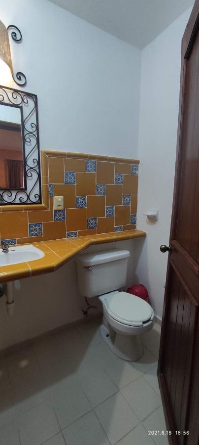 Alux Rooms Playa del Carmen Esterno foto